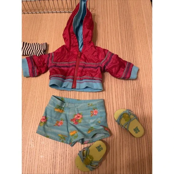American Girl Outfits 5 Pieces Jacket Shorts Sandals Top Jeans - Picture 2 of 8